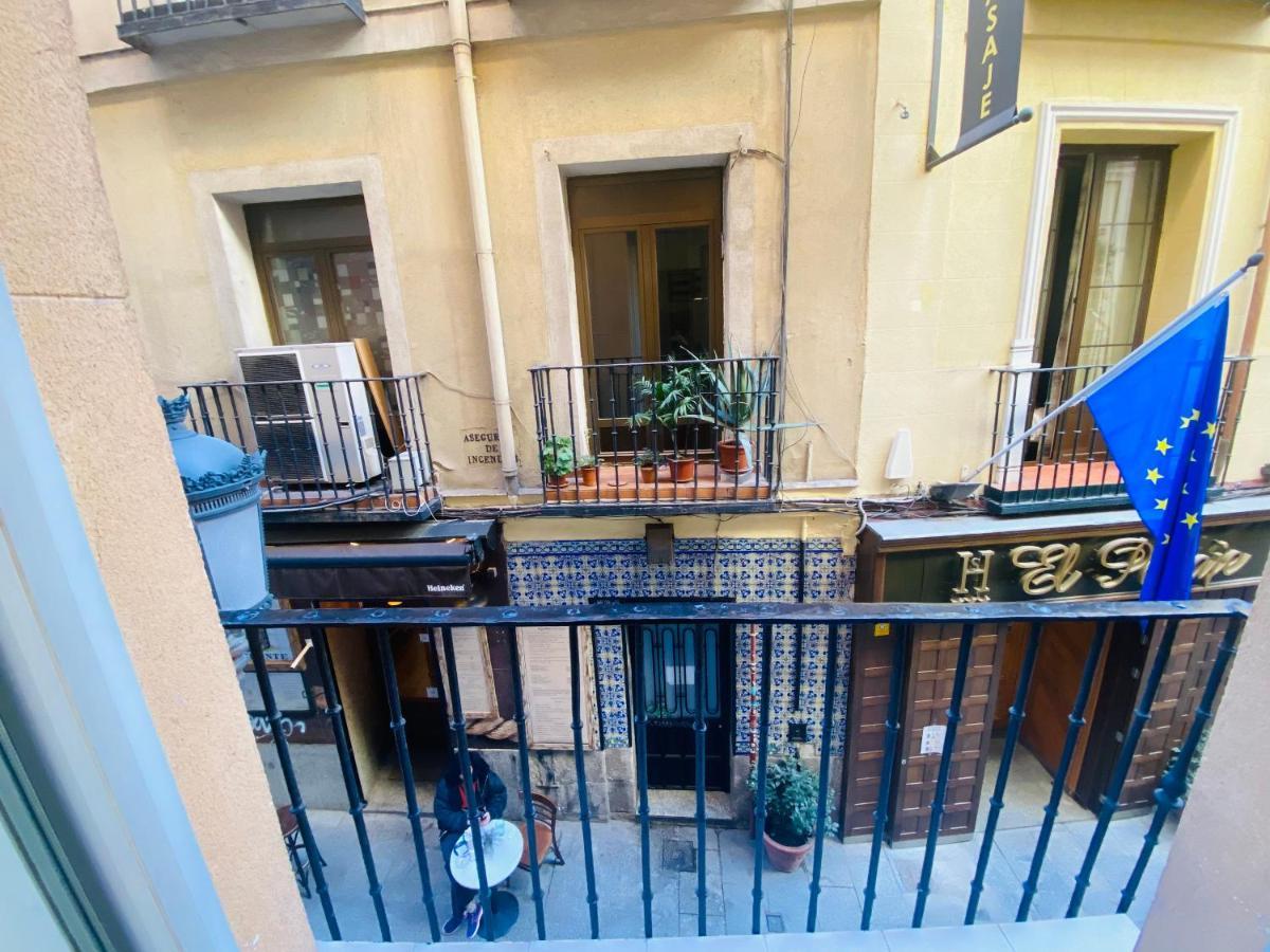 Apartamentos Puzzle Madrid Sol Exterior foto